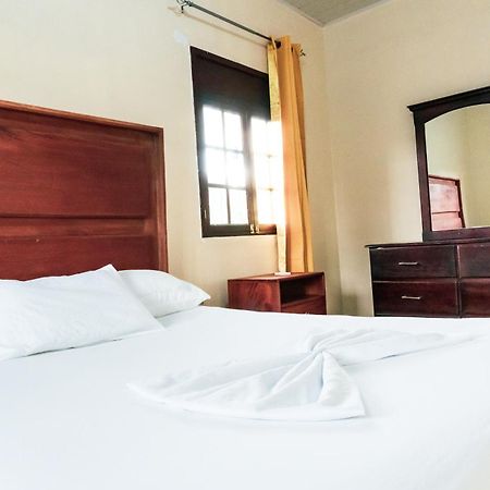 Hostal Eden Moyogalpa Esterno foto