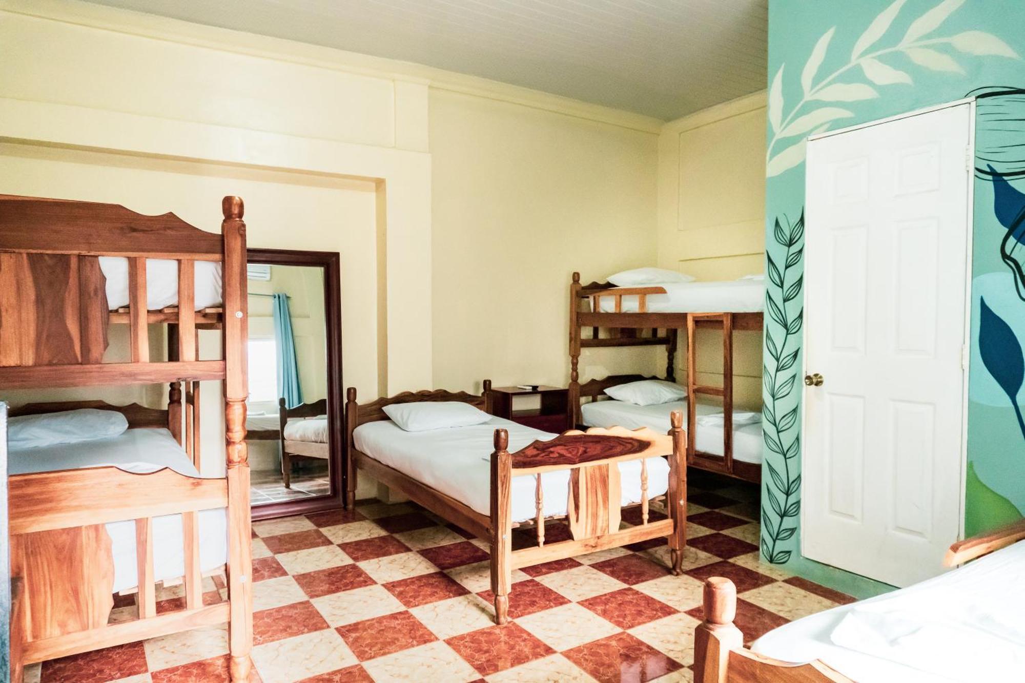 Hostal Eden Moyogalpa Esterno foto