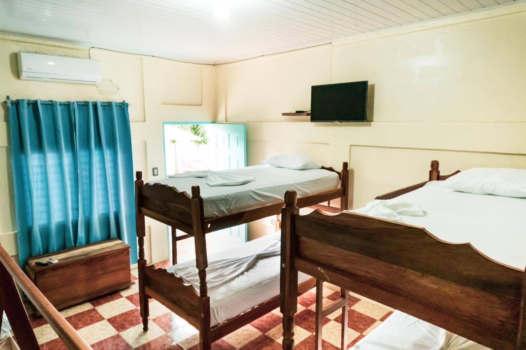 Hostal Eden Moyogalpa Esterno foto