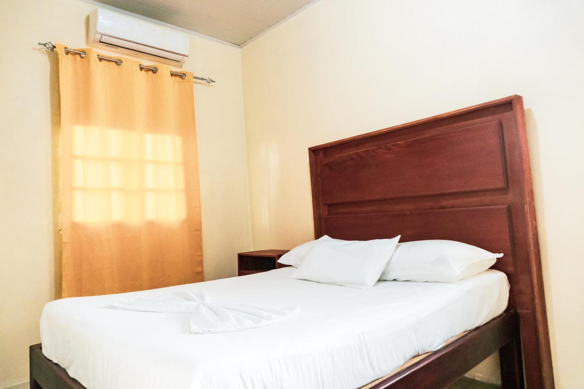 Hostal Eden Moyogalpa Esterno foto
