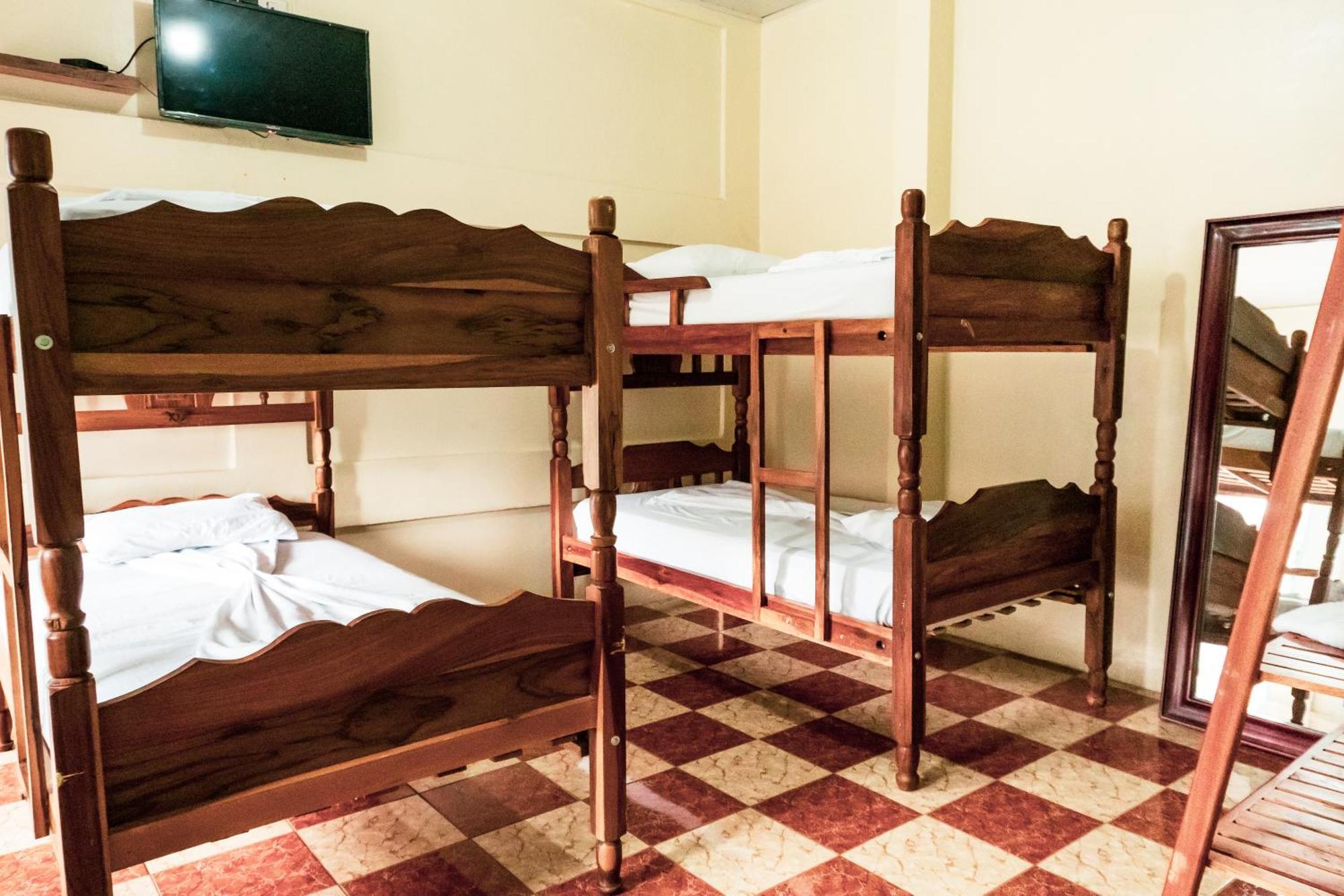 Hostal Eden Moyogalpa Esterno foto