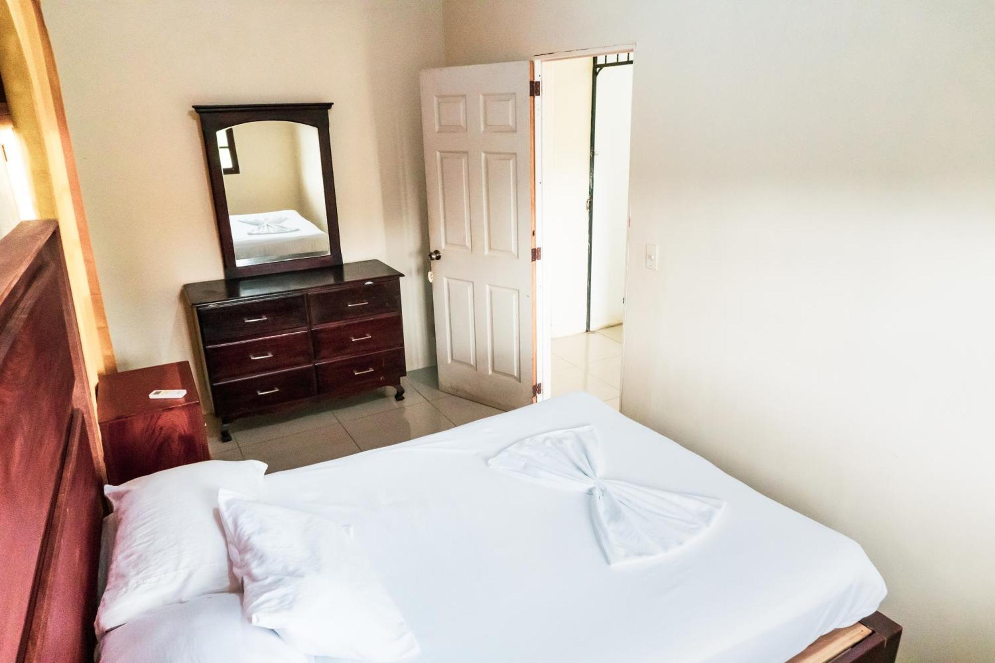 Hostal Eden Moyogalpa Esterno foto