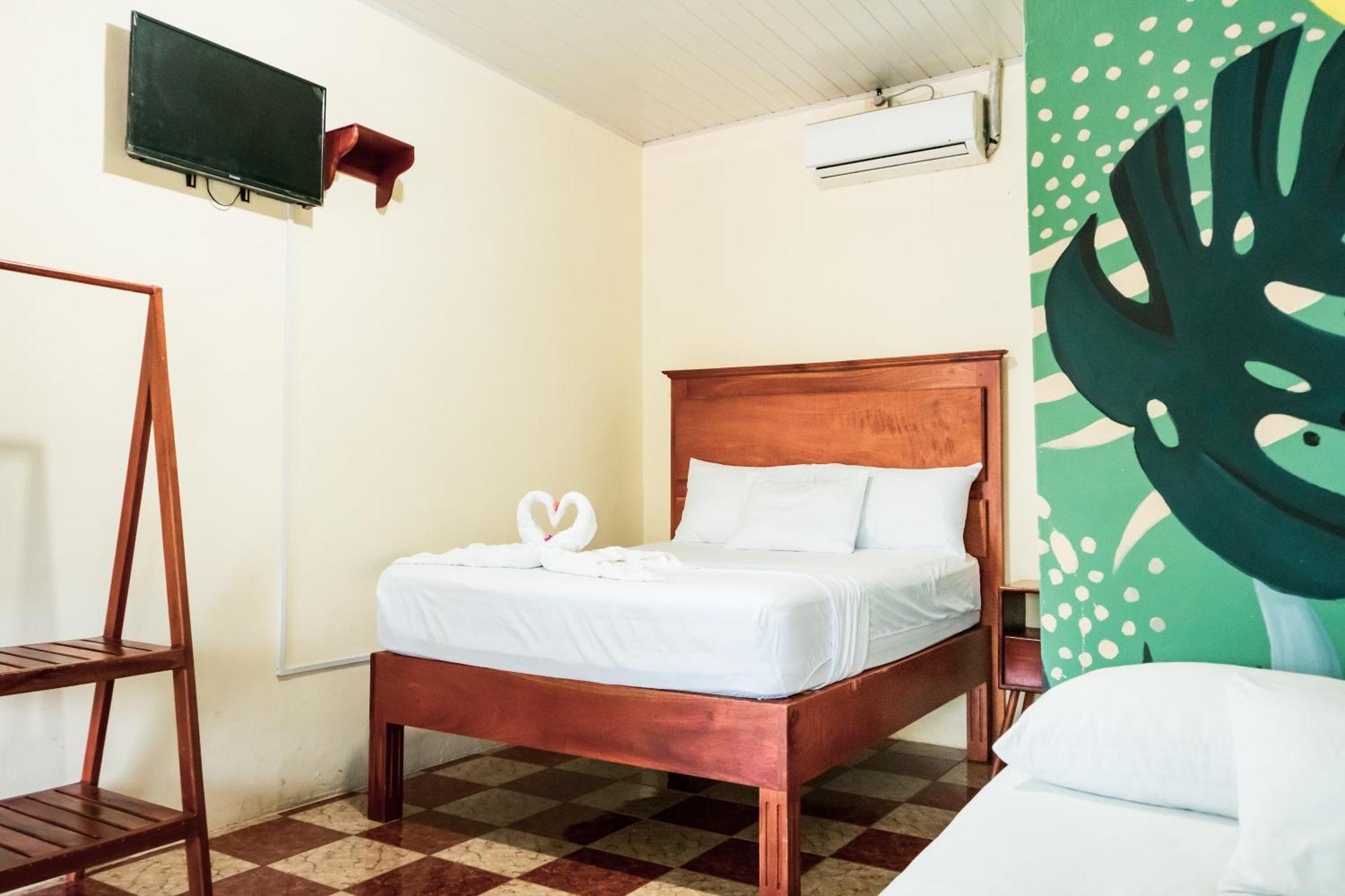 Hostal Eden Moyogalpa Esterno foto