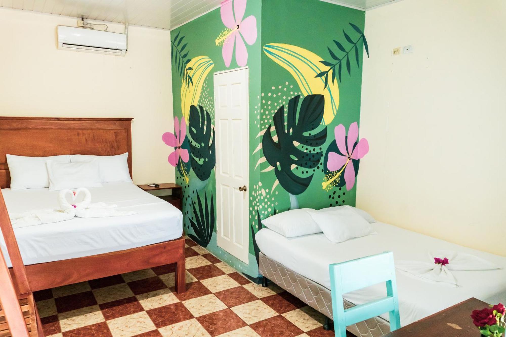 Hostal Eden Moyogalpa Esterno foto