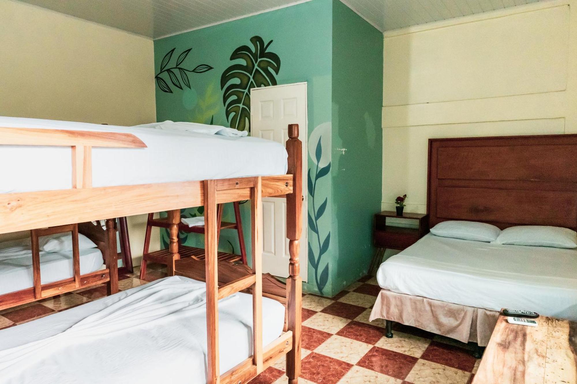 Hostal Eden Moyogalpa Esterno foto