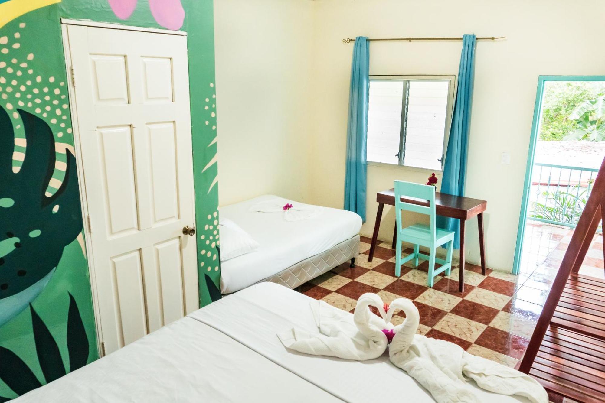 Hostal Eden Moyogalpa Esterno foto