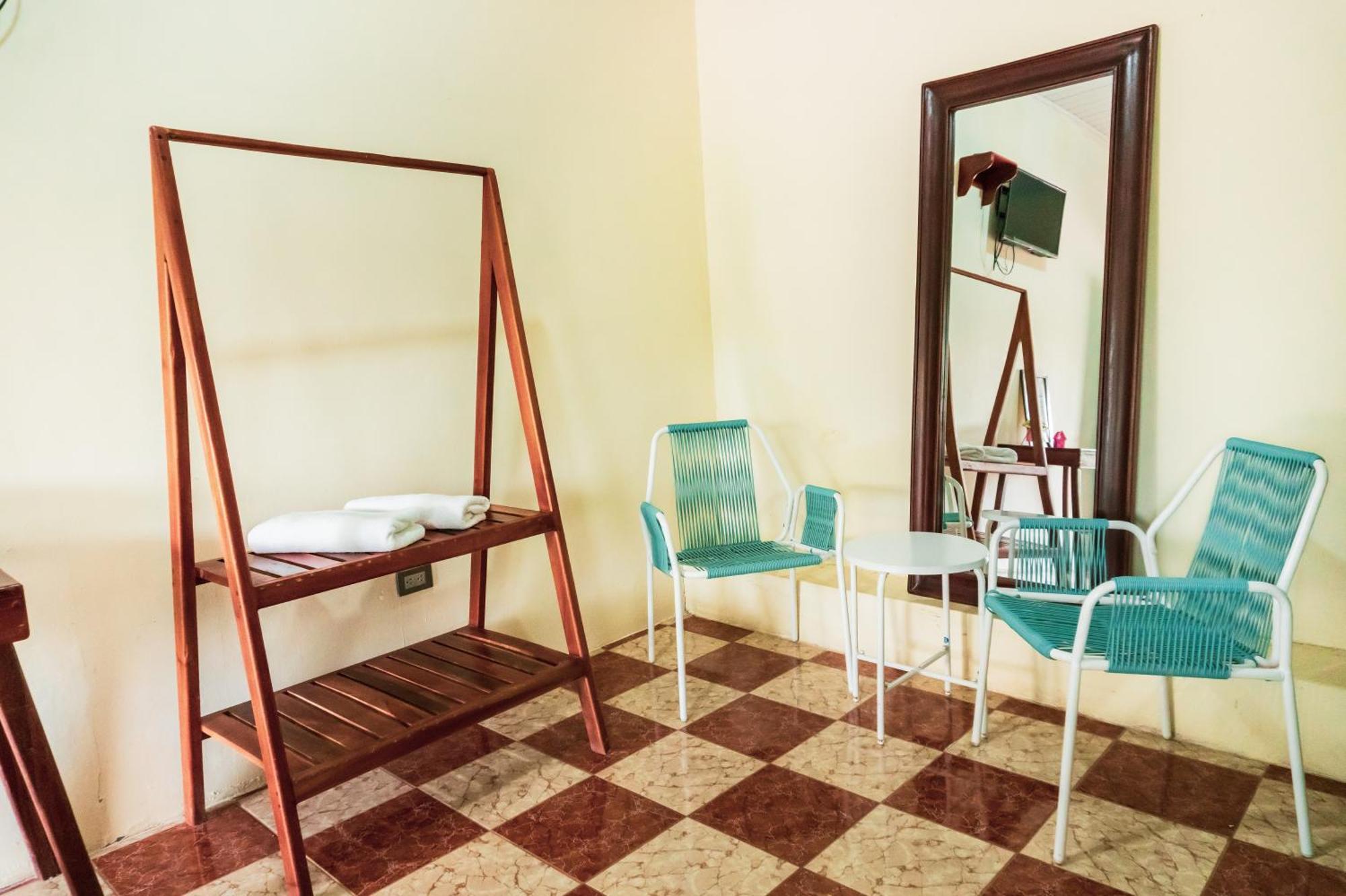 Hostal Eden Moyogalpa Esterno foto