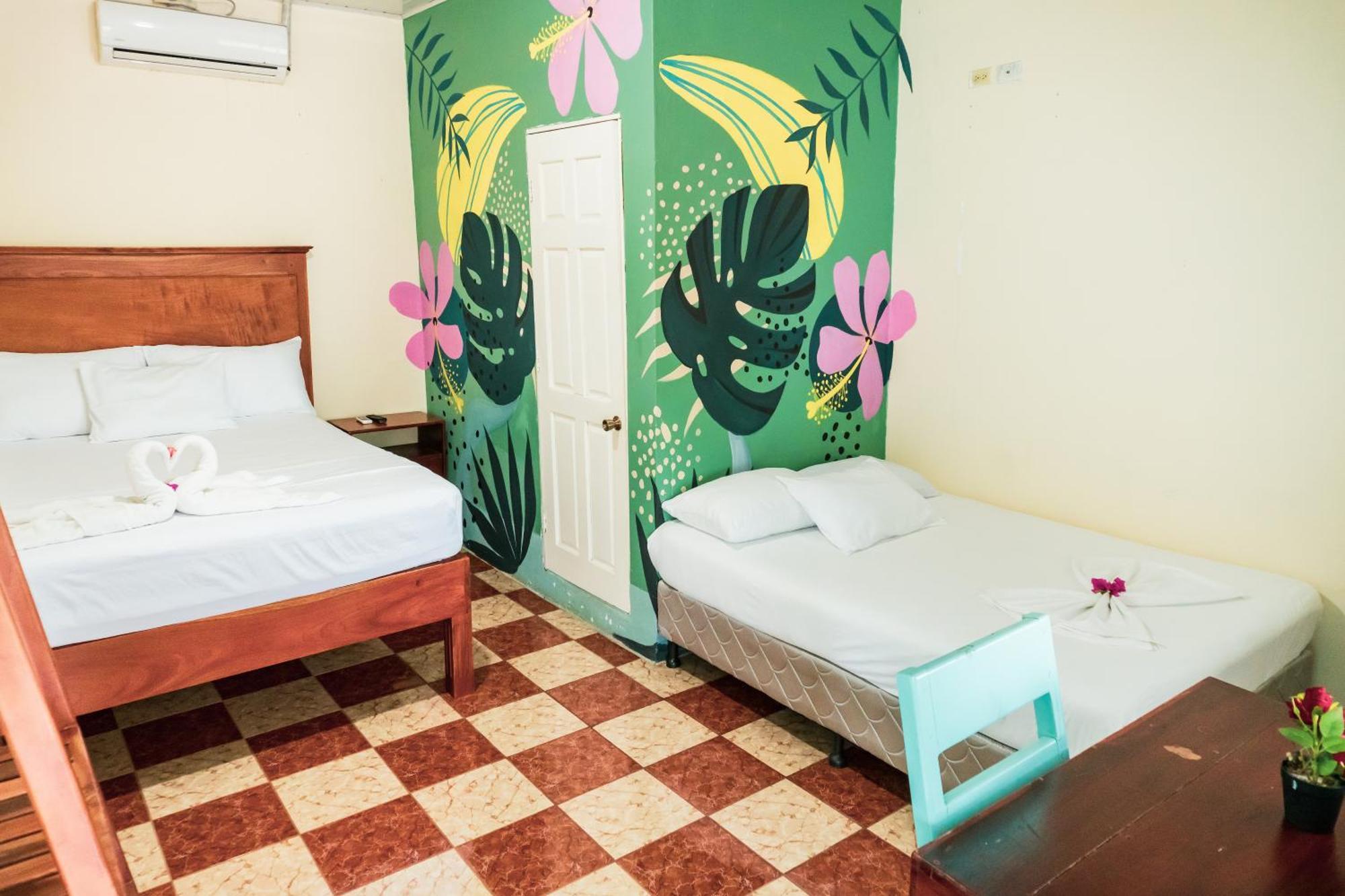 Hostal Eden Moyogalpa Esterno foto