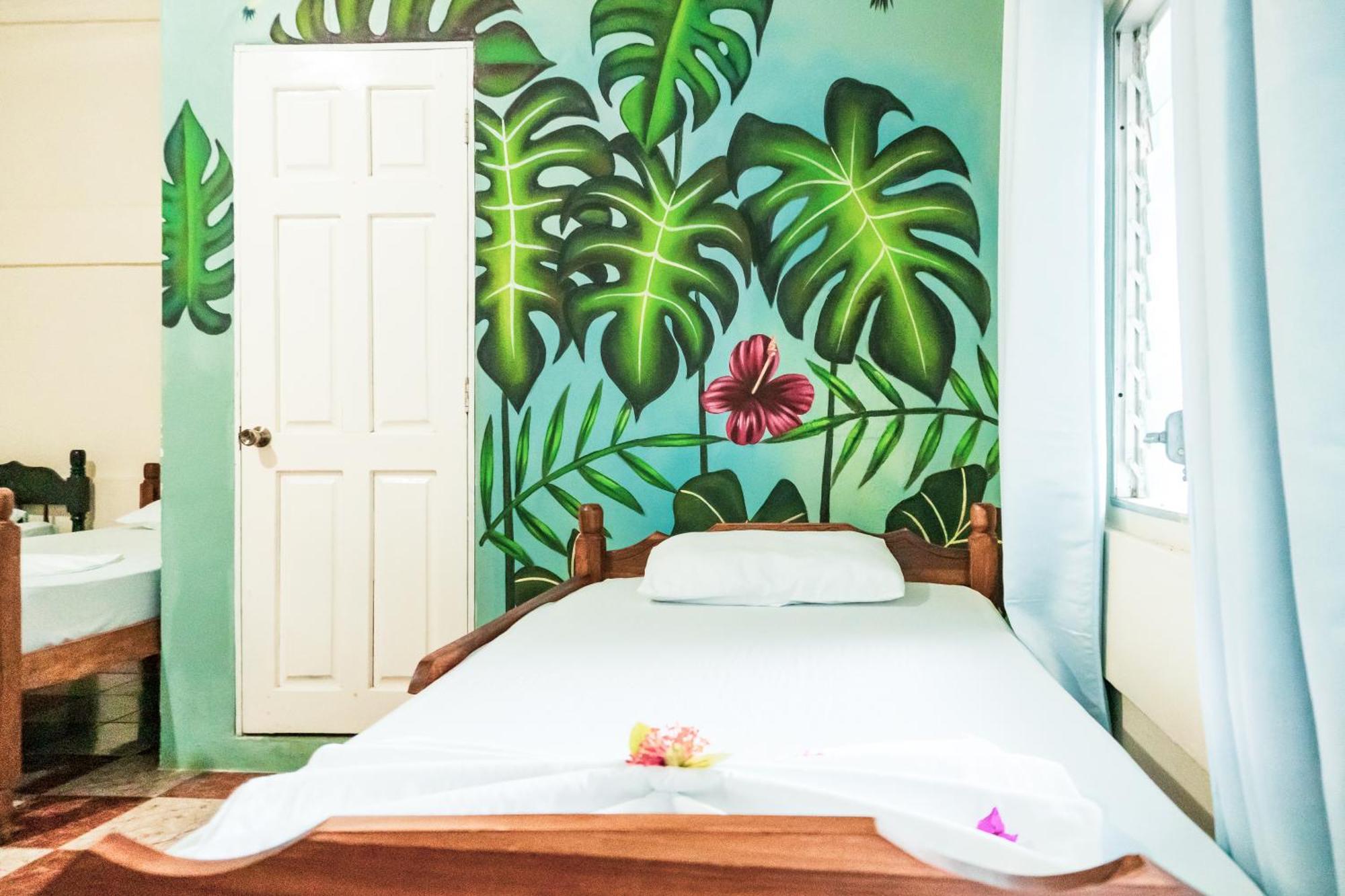 Hostal Eden Moyogalpa Esterno foto